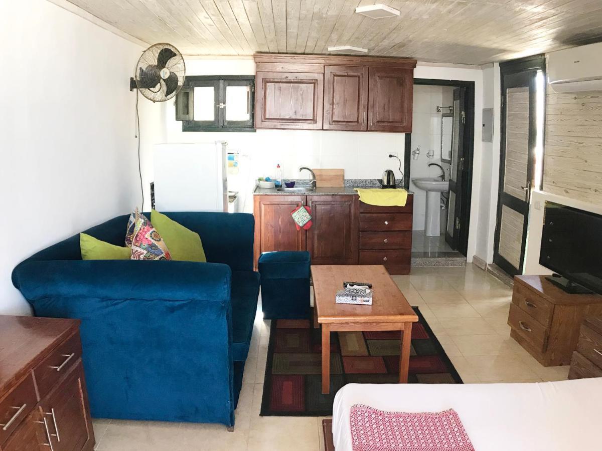 Station House Apartment Дахаб Екстериор снимка