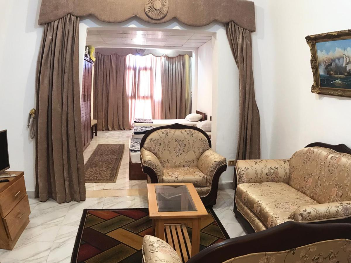 Station House Apartment Дахаб Екстериор снимка