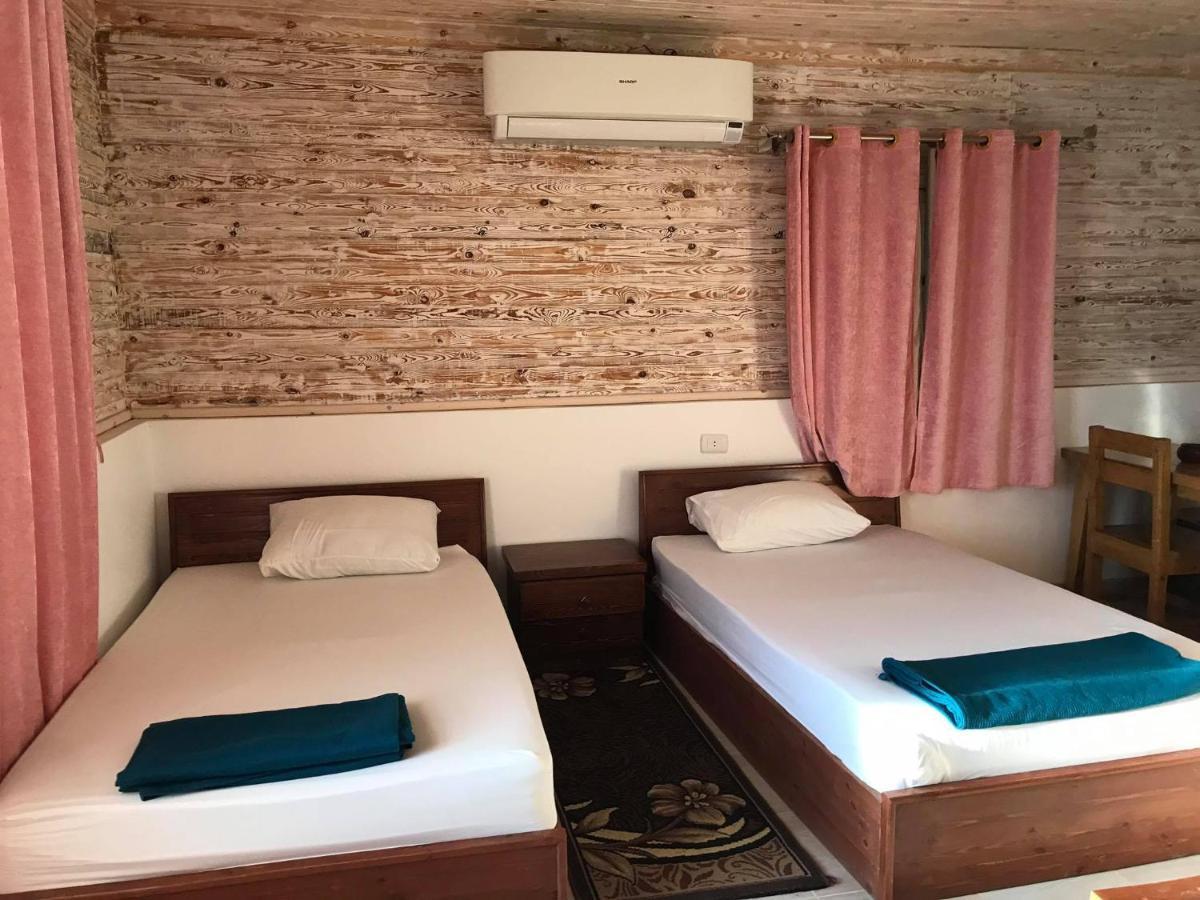 Station House Apartment Дахаб Екстериор снимка