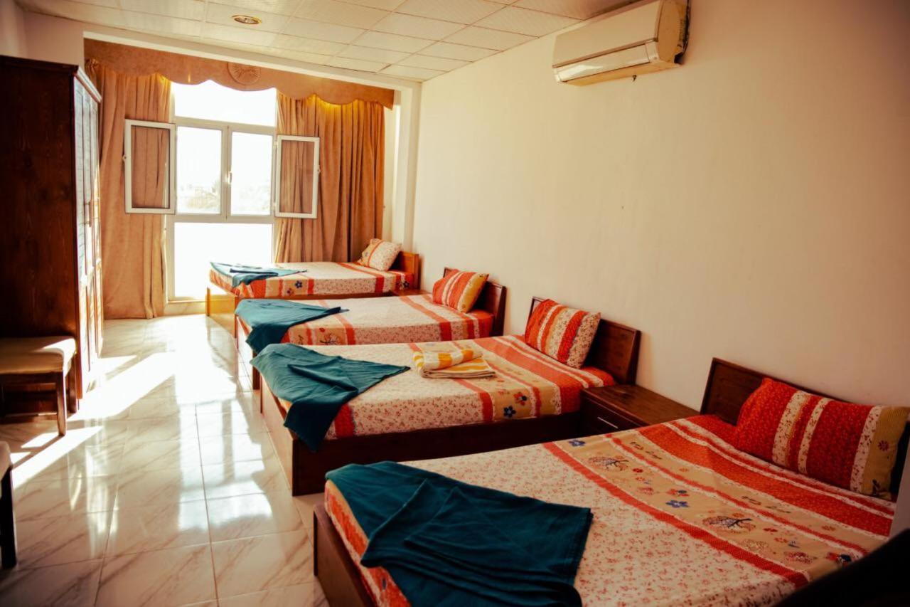 Station House Apartment Дахаб Екстериор снимка