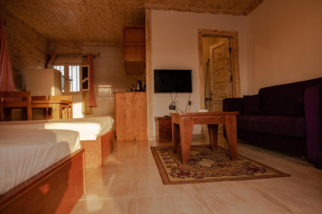 Station House Apartment Дахаб Екстериор снимка