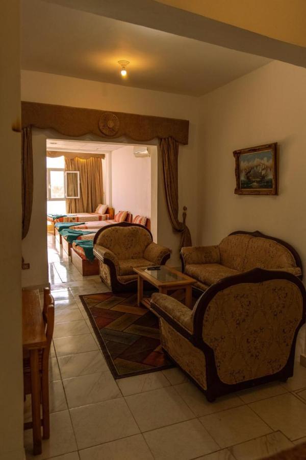 Station House Apartment Дахаб Екстериор снимка