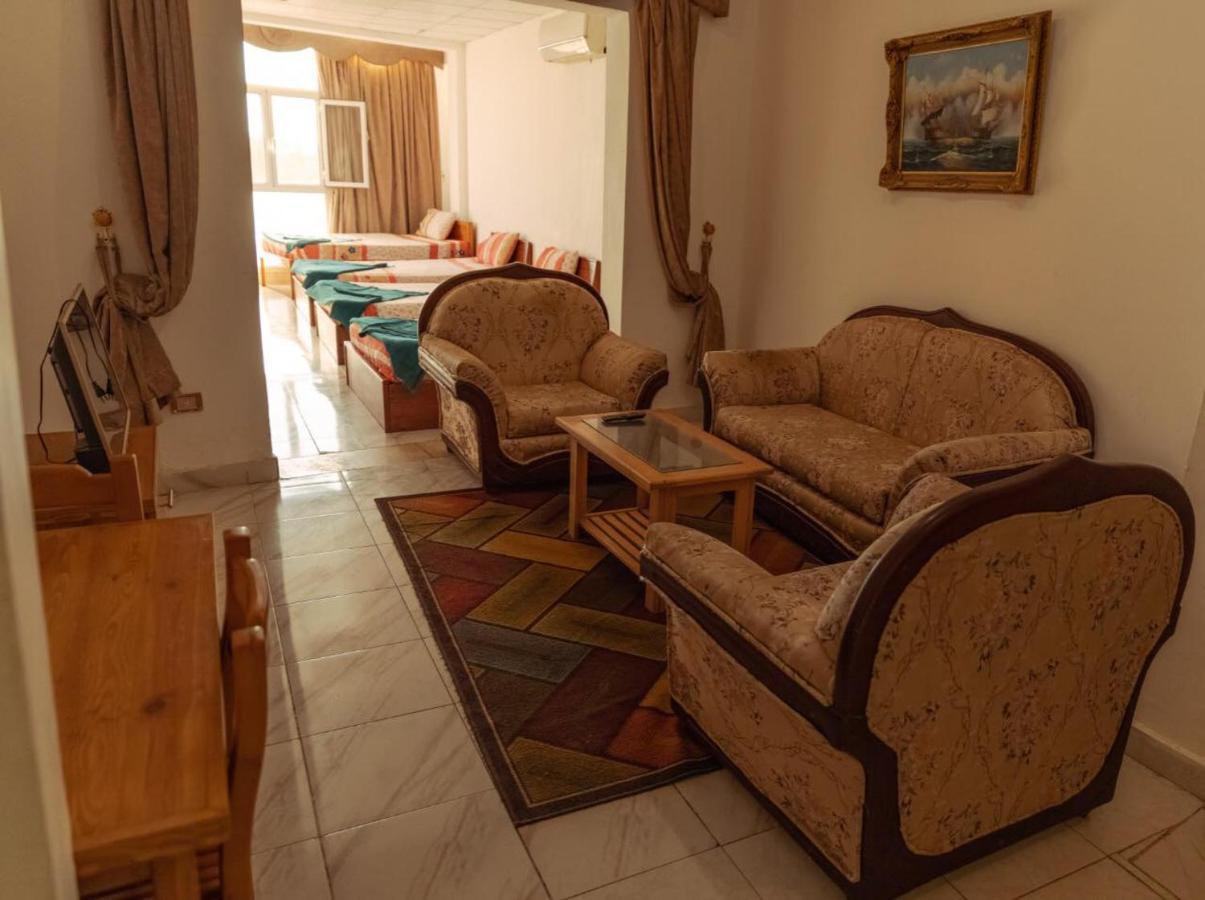 Station House Apartment Дахаб Екстериор снимка