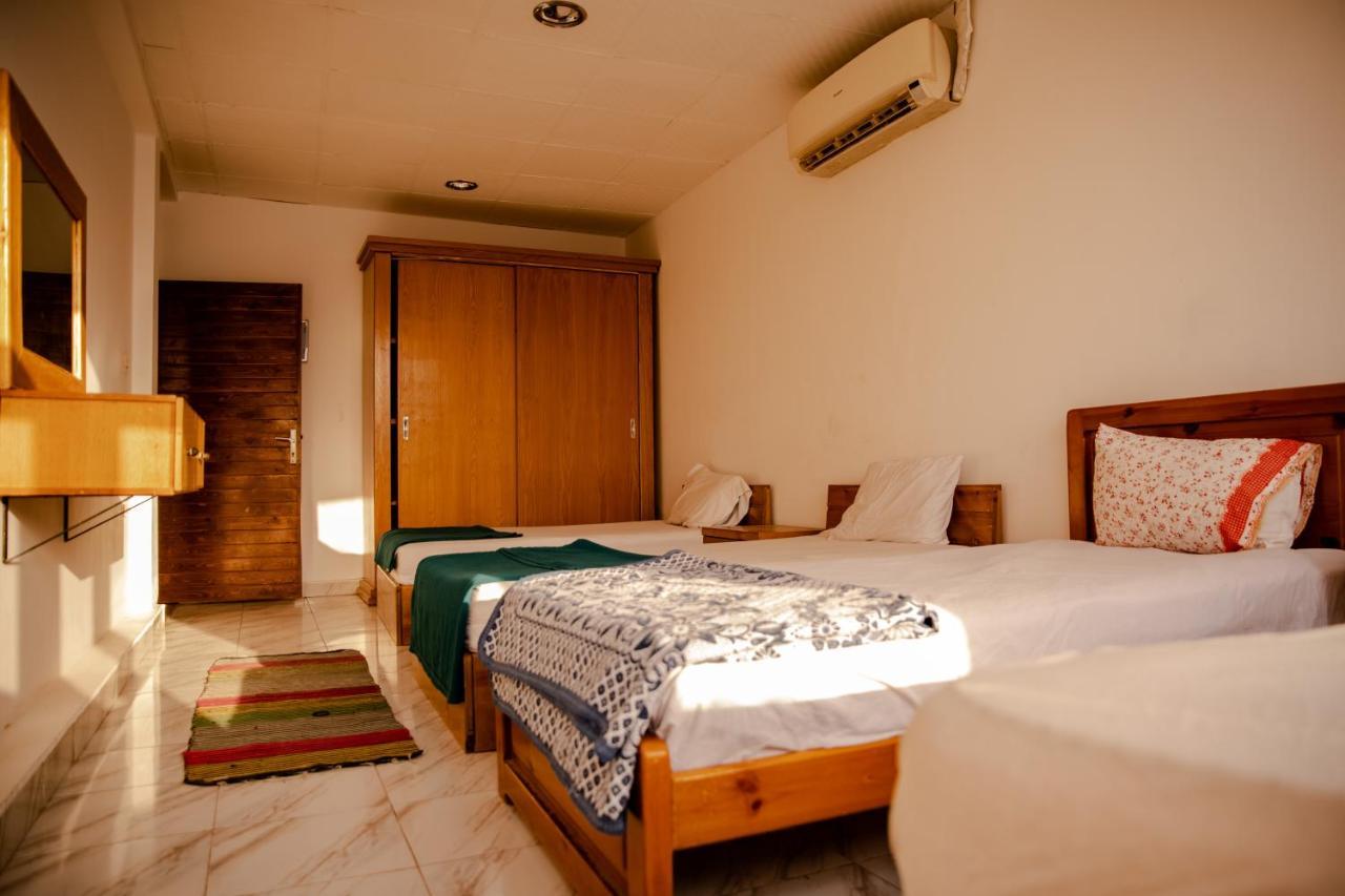 Station House Apartment Дахаб Екстериор снимка