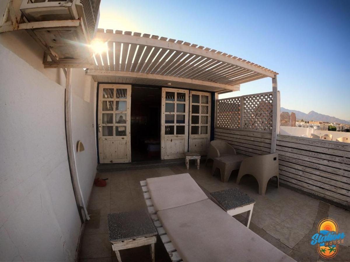 Station House Apartment Дахаб Екстериор снимка