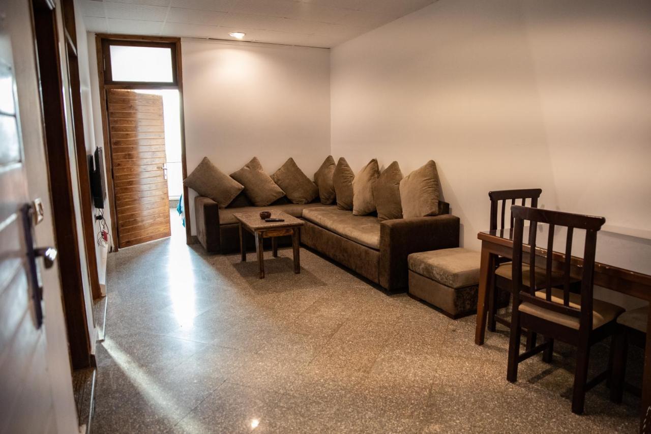 Station House Apartment Дахаб Екстериор снимка
